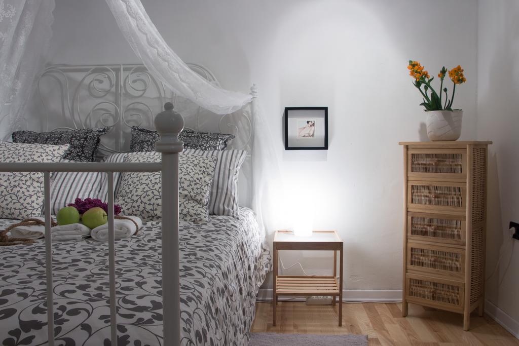 Studio Doroteja Apartment Sezana Bagian luar foto